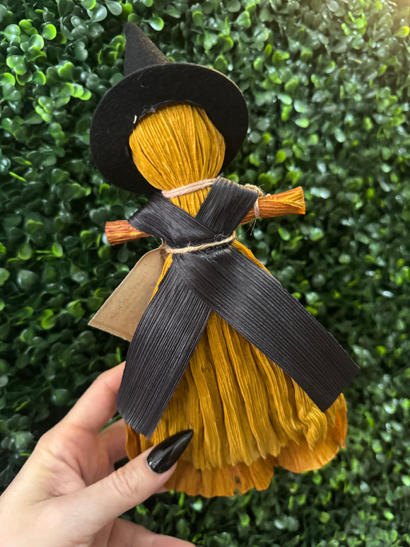 Autumn Harvest Witch - Corn Husk Poppet / Doll - Female Figure