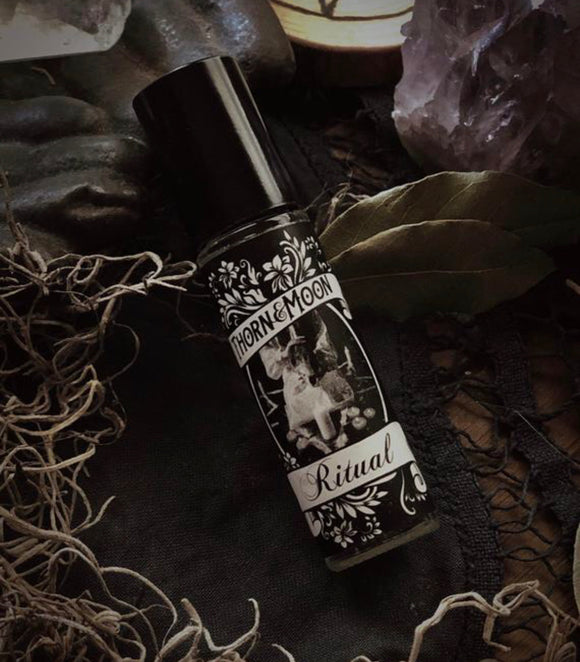 Fragrance Oil - Ritual - Oak, Bay Leaf, Cedar, Tobacco, Woods - Peculiar Perfume