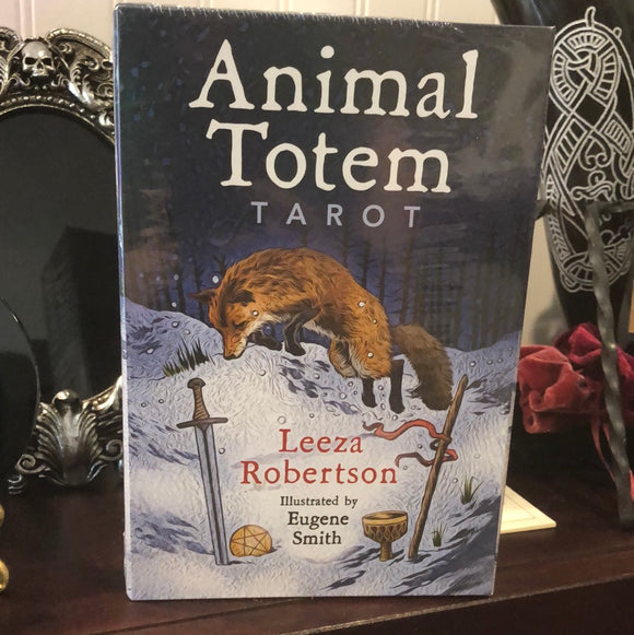 Animal Totem Tarot by Leeza Robertson