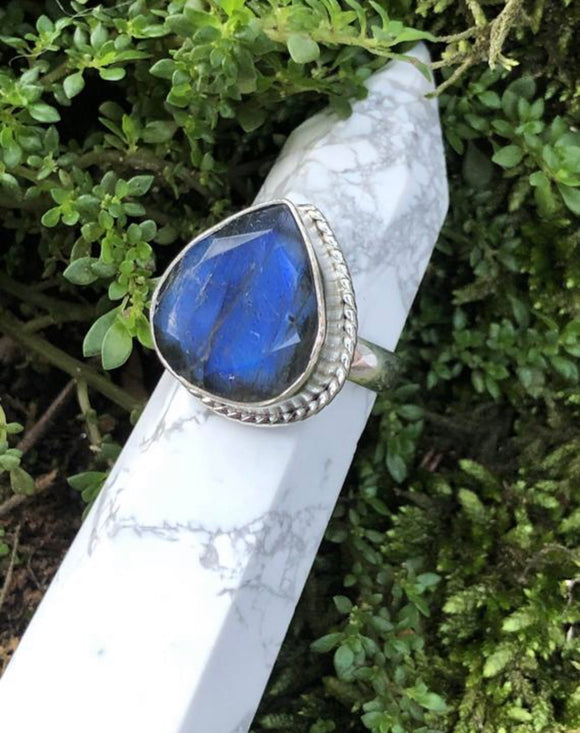 Sterling Silver Ring with Labradorite- Silver and Natural Gemstone - Size 8