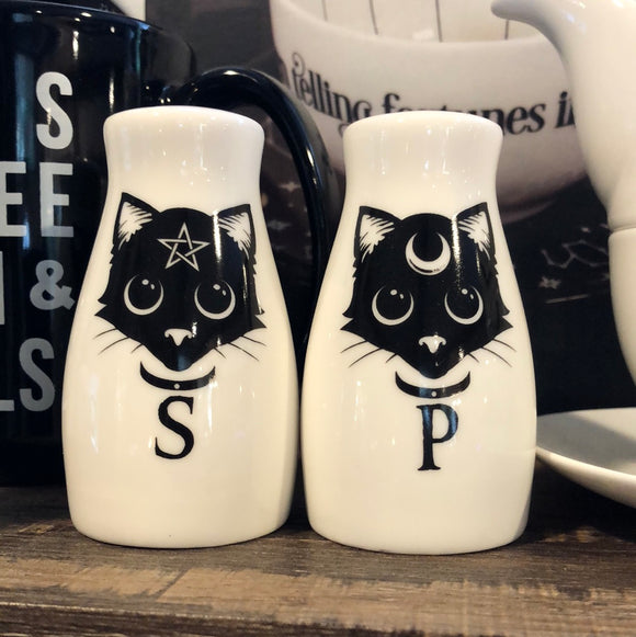 Witchy Black Cats Salt & Pepper Shaker Set