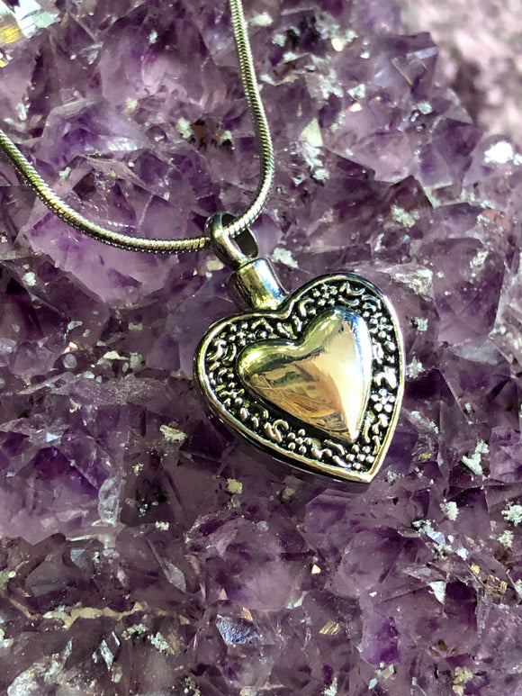 Memorial Necklace - Ashes / Cremated Remains Keepsake - Heart Shape